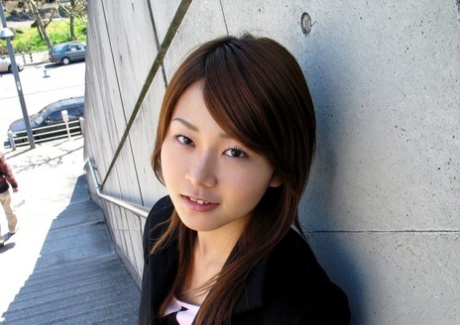 天真女子大生的57日AV女優拍攝