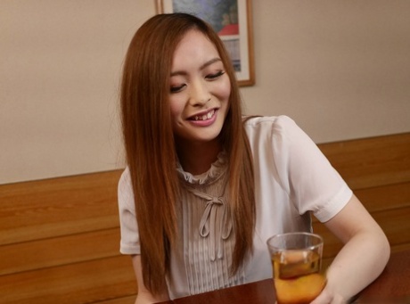 爆乳制服H 阪本愛海 II