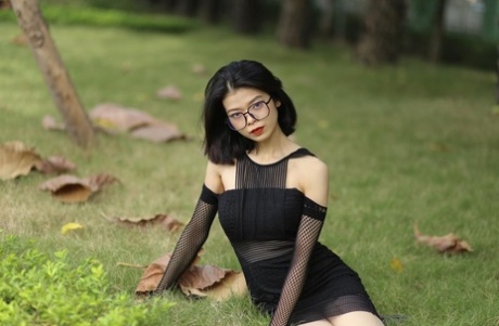 這是武術訓練還是女同性交訓練