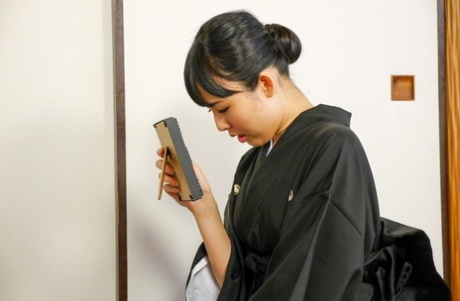 女子校生親友們的禁斷戀愛 – 湊莉久 松嶋友里恵 友田彩也香